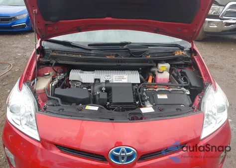 2015 Toyota Prius Two z USA, uszkodzony, nr VIN JTDKN3DU1F1972833